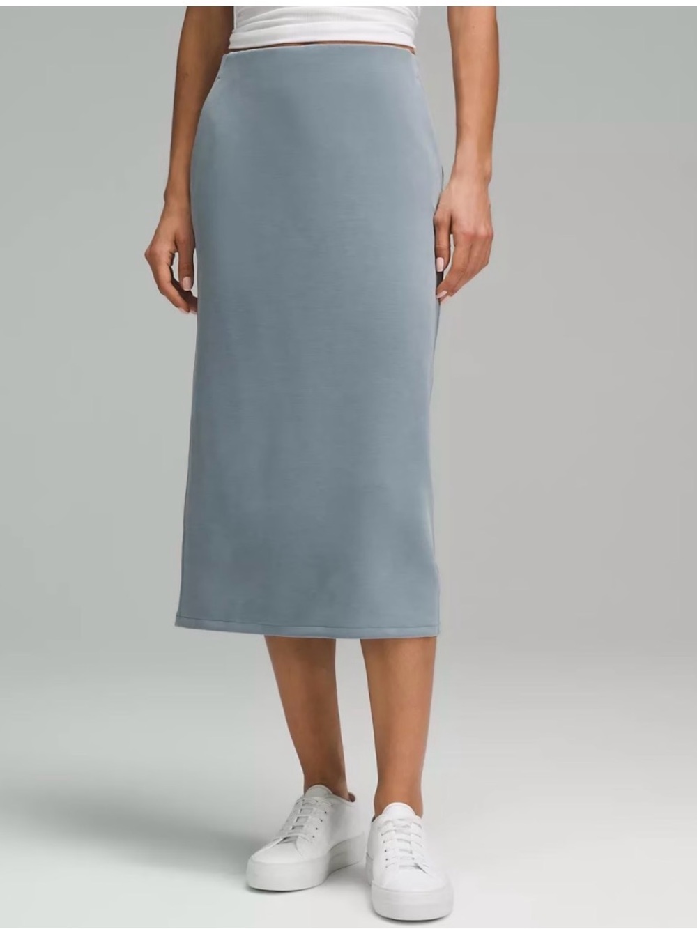 lululemon Nulu Slim-Fit High-Rise Midi Skirt. size 6 (28x29)with pockets